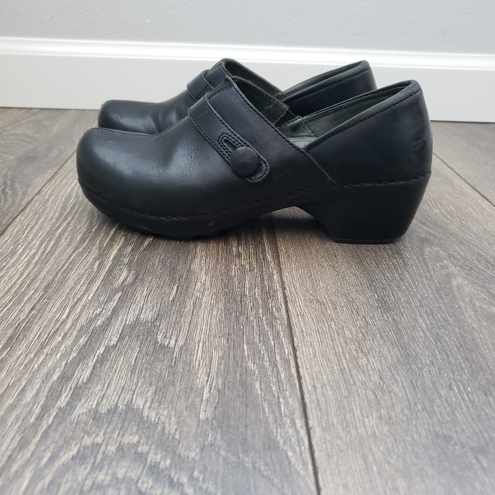 Dansko Solstice Black Leather Clogs Womens Eu Size 38